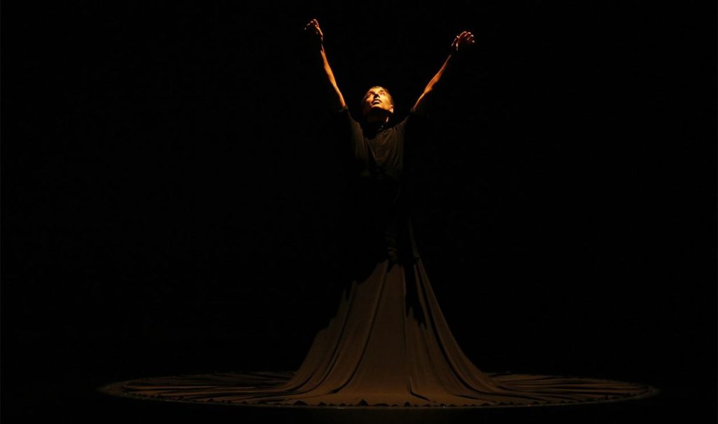 Israel Galván, La Consagración © Jean-Louis DUZERT. Montpellier Danse. A lire sur Spintica.fr.