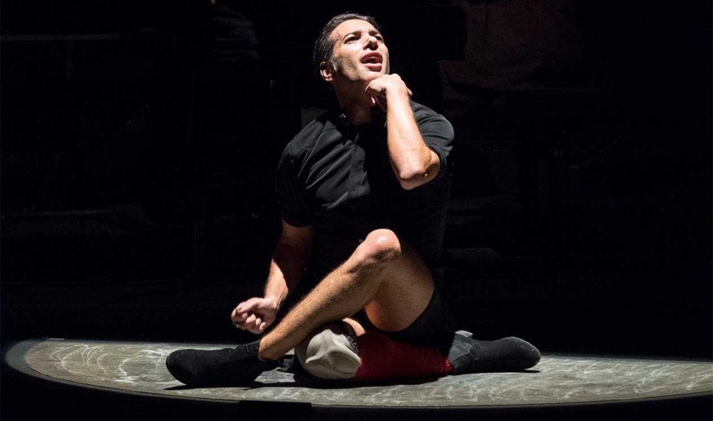 Israel Galván, La Consagración © LaurentPhilippe. Montpellier Danse. A lire sur Spintica.fr.