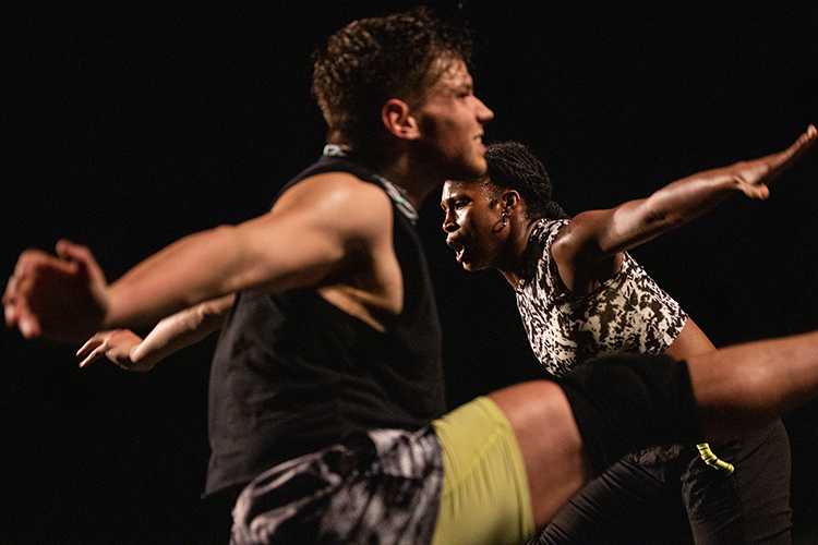 Abby Z and the New Utility, Radioactive Practice - Montpellier Danse 46 © Maria Baranova. SpinticA.fr